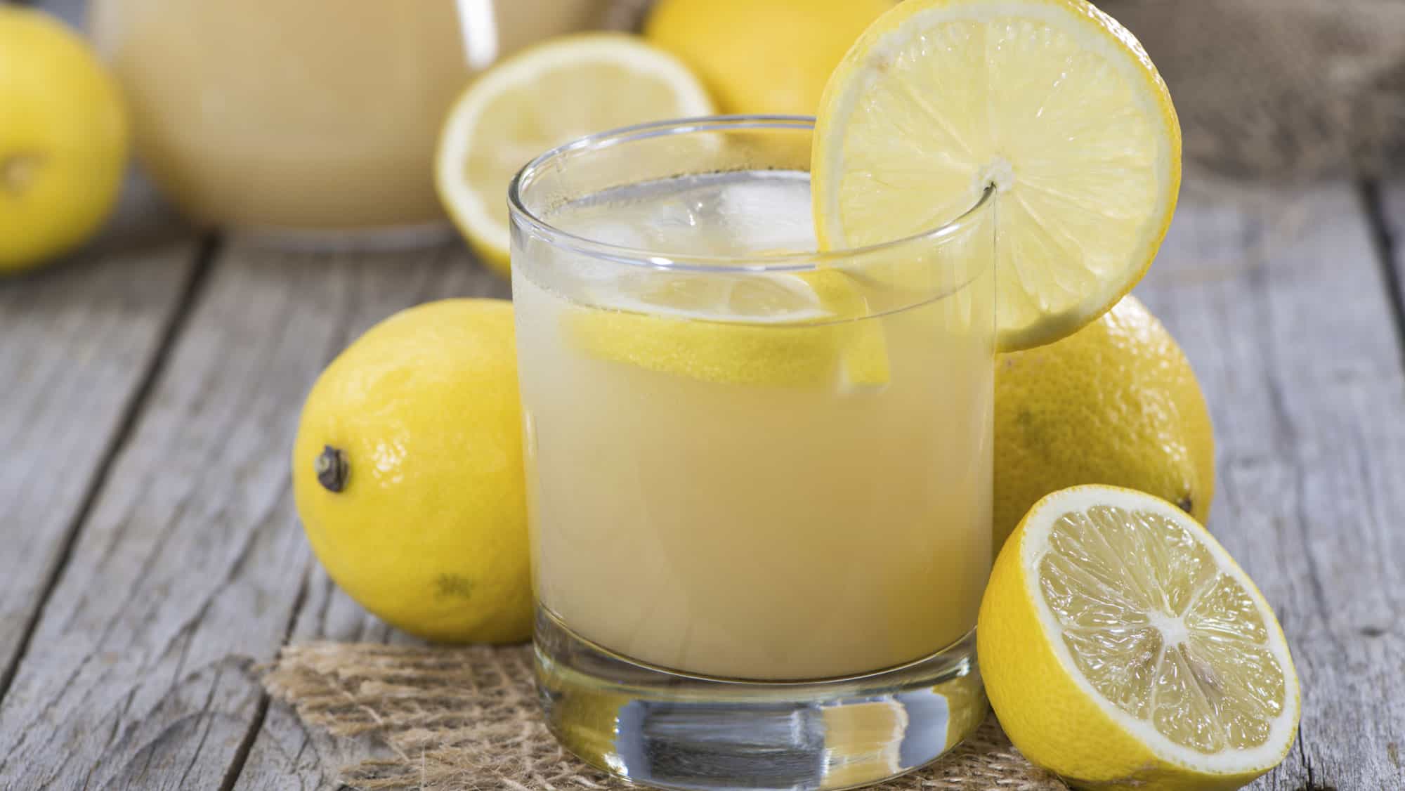 experience the health benefits of lemon juice every morning